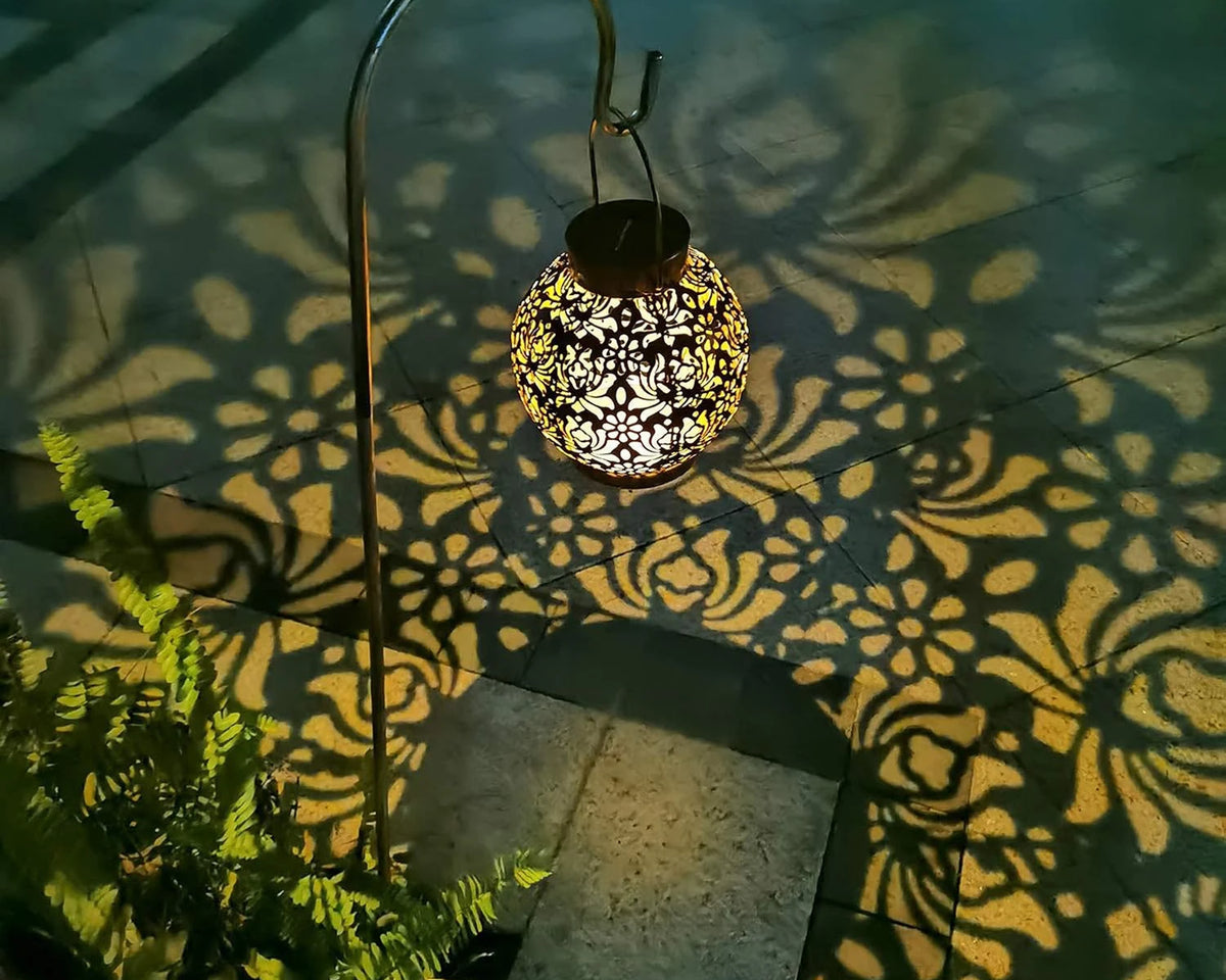 Solar Hollow-Design Outdoor Hanging Lantern Light